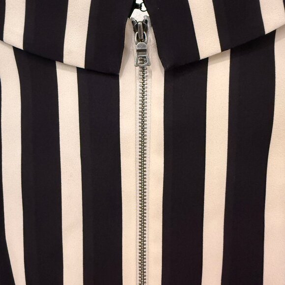 ALICE + OLIVIA LUANA BLACK & WHITE STRIPED JUMPSUIT NEW WITH TAGS (TINY FLAW) - Picture 9 of 14